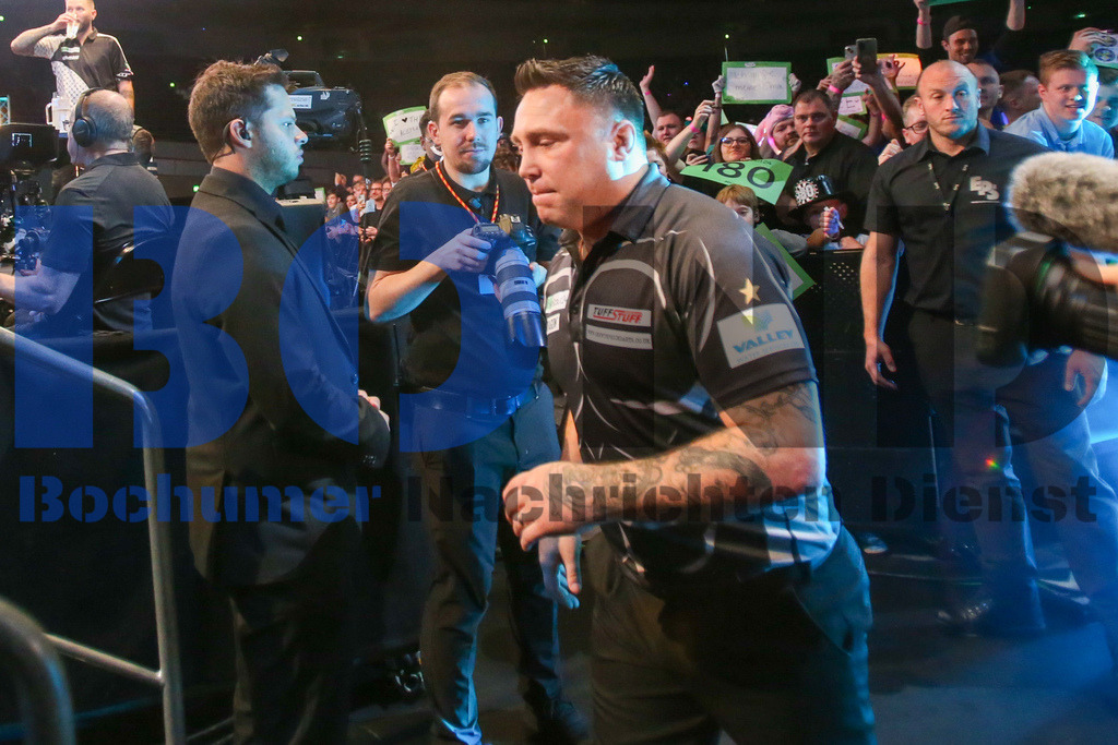  29.10.2023 - 
 | Sebastian Sendlak / Bochumer Nachrichtendienst (BOND) - PDC European Darts Championship: Viertelfinale {Persons shown} - Realisiert mit Pictrs.com