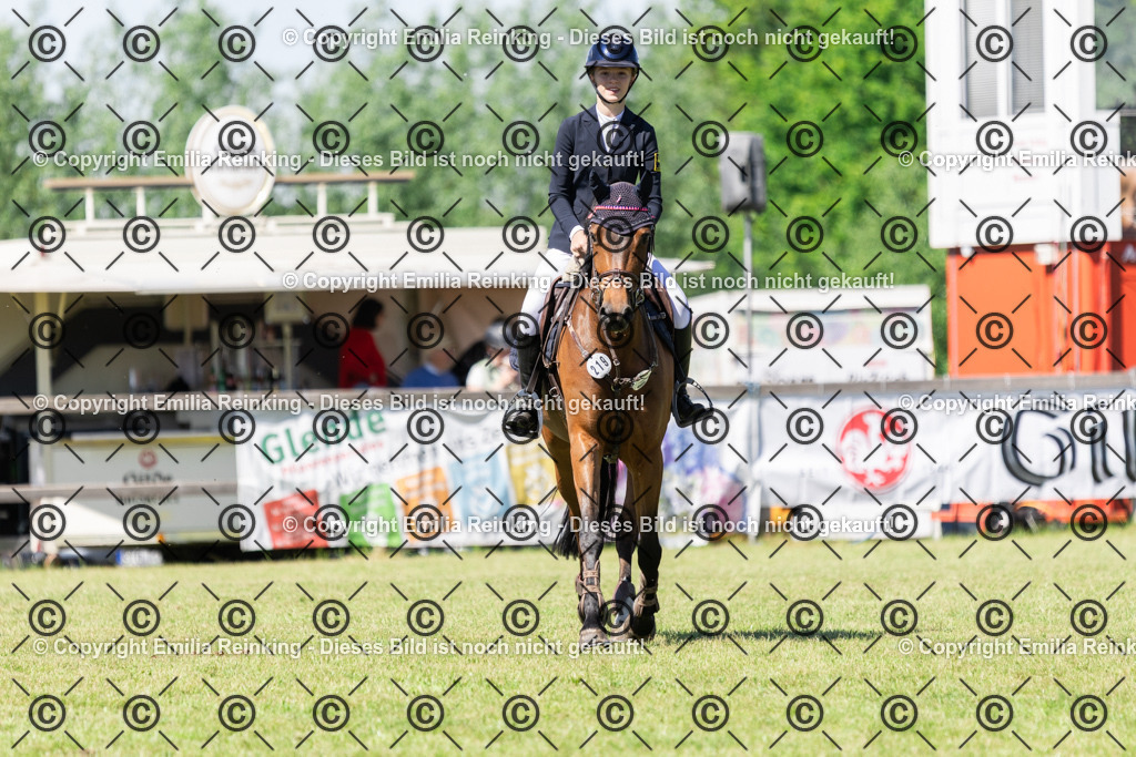 CL5A8820 | Emilia Reinking Fotografie - Realisiert mit Pictrs.com