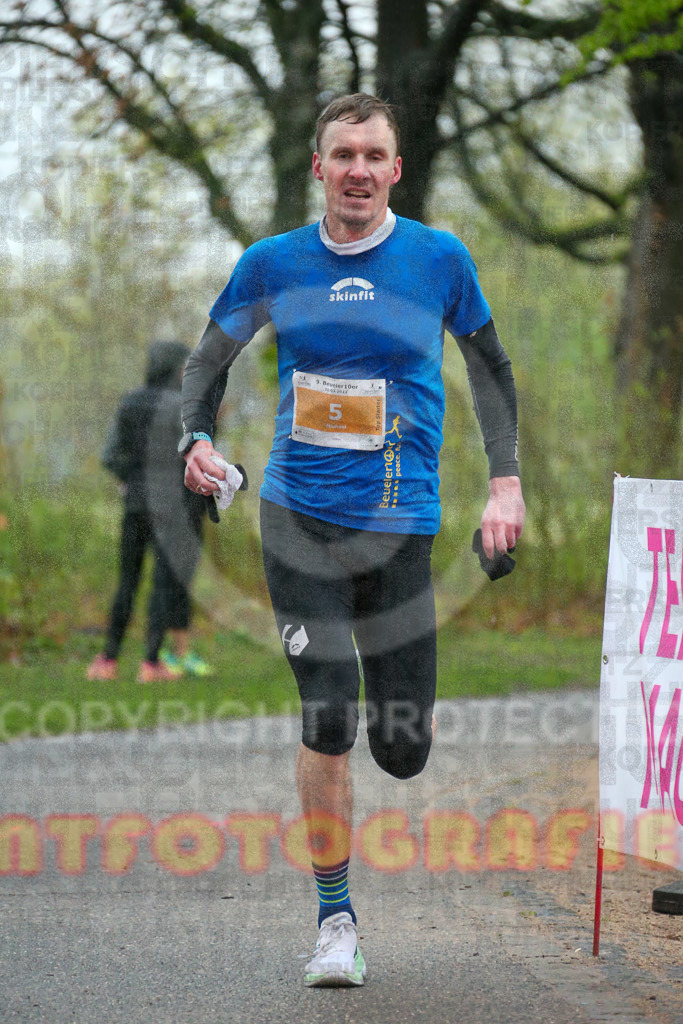 220331_1923_EX1_0639 | Sportfotografie im Rhein-Sieg Kreis, Köln, Bonn, NRW, Rheinland Pfalz, Hessen, etc. Unser Tätigkeitsfeld umfasst den Laufsport vom Volkslauf über den Marathon, Duathlon, Triathon bis zum Ultralauf wie Kölnpfad Ultra oder Schindertrail.