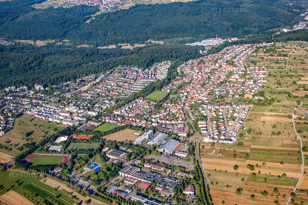 Luftbild: Ortsansicht von Nordosten im Ortsteil Busenbach in Waldbronn im Bundesland Baden-Württemberg in Deutschland. Foto: IMG_69875.jpg vom 06.07.2014 durch Werner Riehm/FLY-FOTO.de