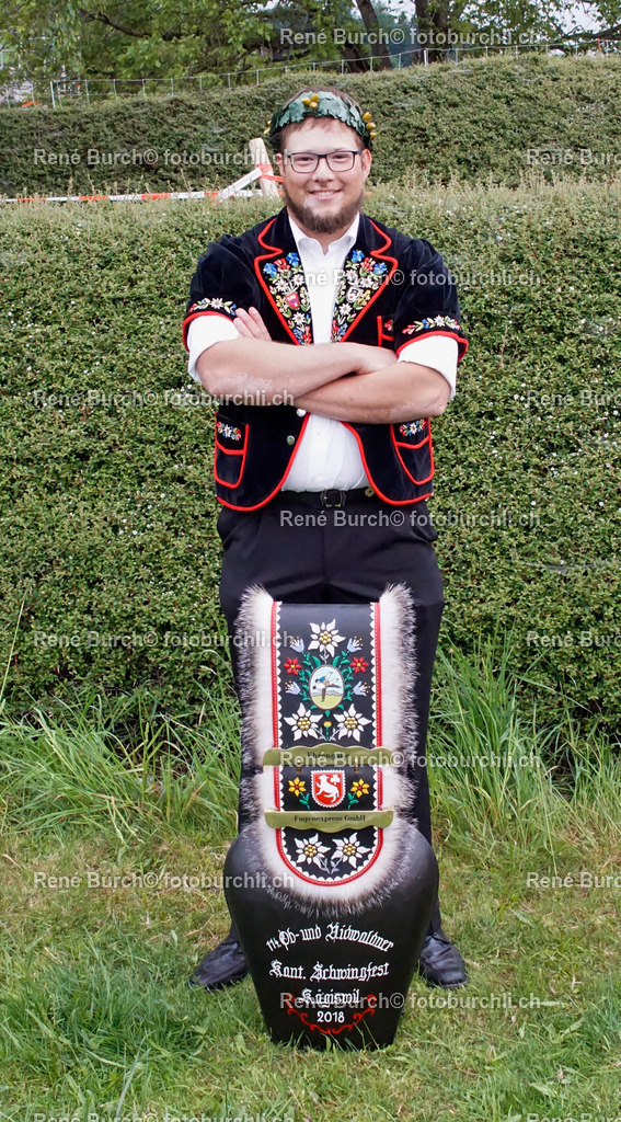 _DSC1935 | René Burch leidenschaftlicher Fotograf aus Kerns in Obwalden.  Hier finden sie Sport, Landschaft und Natur Fotografie.
 - Realisiert mit Pictrs.com