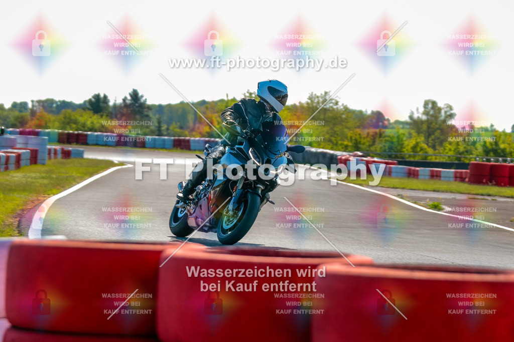 Moto-TeamOBK-21267 | Hier findet Ihr Bilder von Touristenfahrten auf der Nürburgring Nordschleife oder von anderen Veranstaltungen die ich besucht habe. Viel Spass beim Durch Schauen 