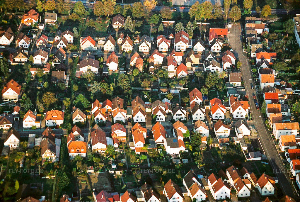 Luftbild: Südendstraße Birkenstr in Kandel im Bundesland Rheinland-Pfalz in Deutschland. Foto: NEG564306.jpg vom 21.10.2005 durch Werner Riehm/FLY-FOTO.de