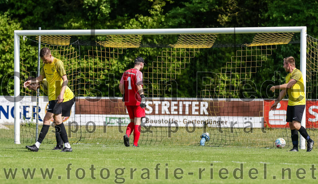 2023-07-09_054_FC_Moosinning_II_gegen_FC_Herzogstadt | Moosinning, Deutschland, 09.07.2023:
Fußball, Kreisliga 2023 / 2024, Testspiel, FC Moosinning II gegen FC Herzogstadt, Endergebnis: 2:1

Foto: Christian Riedel / fotografie-riedel.net