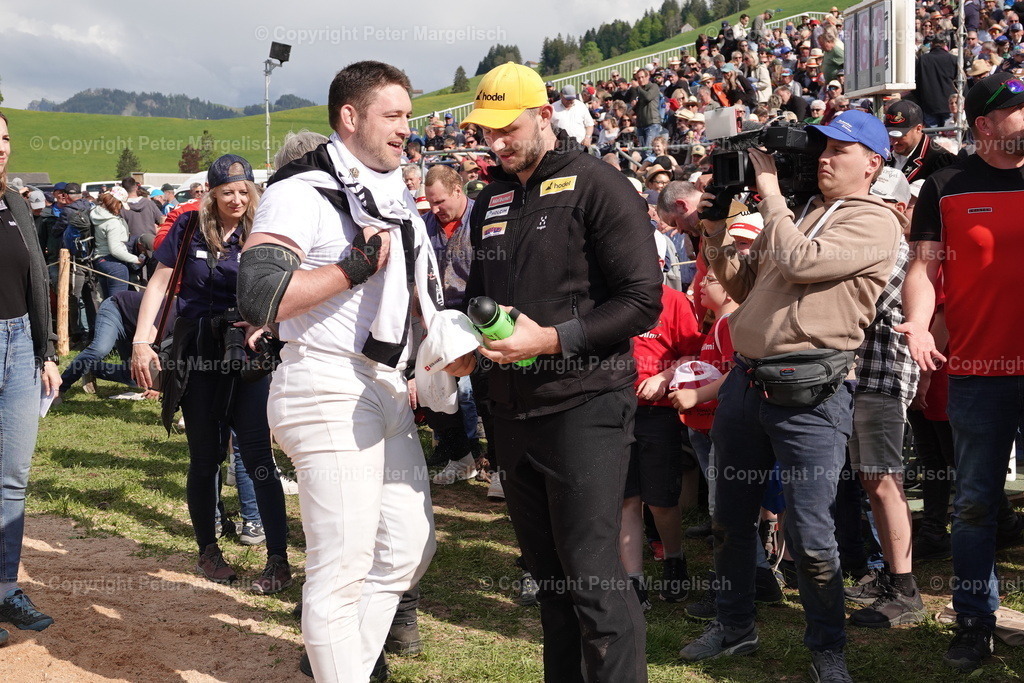 DSC01069 | Schwingen - Realisiert mit Pictrs.com