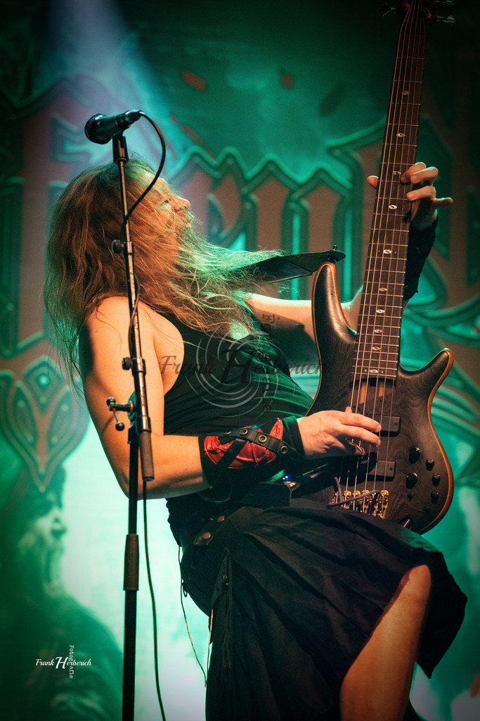 Ensiferum | Frank Herberich Fotografie, Frank Herberich, Fotografie, Hochzeit, Portrait, St. Peter Ording, Ording, Westerhever, Nordsee, Frank Fotografie, Hardheim,  Odenwald,Walldürn, Band,Eventfotografie - Realisiert mit Pictrs.com