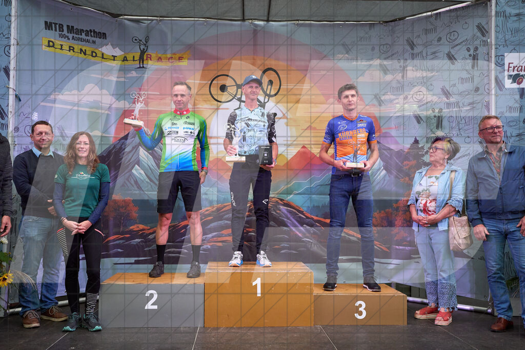 Betriebszentrum Laubenbachmühle, Frankenfels, Österreich - 13. September 2025: Dirndltal Race - Fun und Trophy Race - SiegerehrungFotograf: Martin Bihounek / martinbihounek.com | 13. September 2025 Betriebszentrum Laubenbachmühle, Frankenfels, Österreich : Dirndltal Race - Fun und Trophy Race - Siegerehrung •••••Photo by: Martin Bihounek / martinbihounek.comInsta: @martinbihounekcom