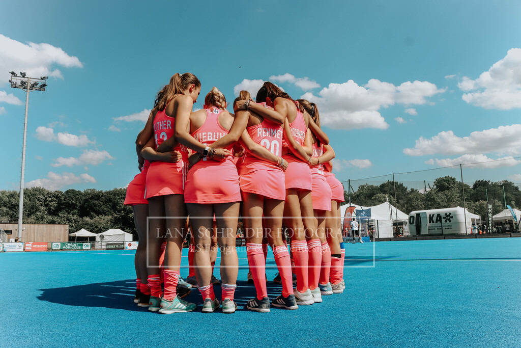 EM_WU18_SF_GER-BEL_Lille_bearbeitet (8 von 38) | lanaschraderfotografie - Realisiert mit Pictrs.com