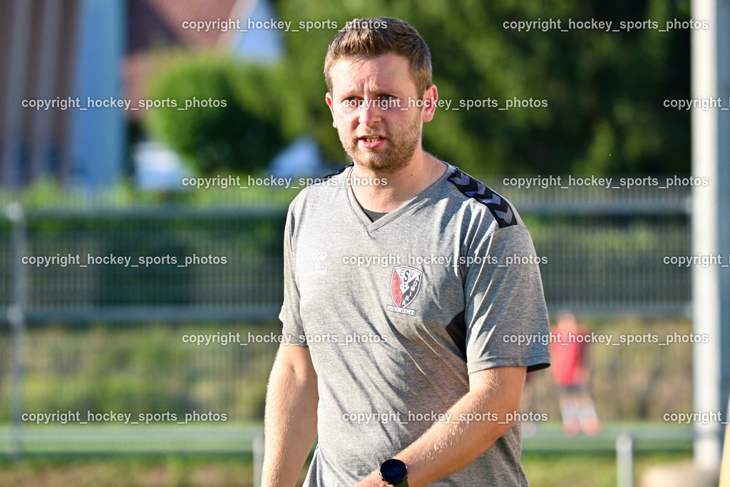 ESV Admira vs. SC Arriach | Headcoach ESV Admira Robert Kontic, ESV Admira vs. SC Arriach, ESV Admira vs. SC Arriach am 24.08.2024 in Villach (Sportzentrum Admira), Austria, (Photo by Bernd Stefan)