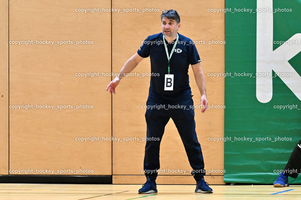 SC Ferlach vs. roomz JAGS Vöslau | Headcoach SC Ferlach BEGUS RobertSC Ferlach vs. roomz JAGS Vöslau, SC Ferlach vs. roomz JAGS Vöslau am 08.11.2025 in Ferlach (Ballspielhalle Ferlach), Austria, (Photo by Bernd Stefan)