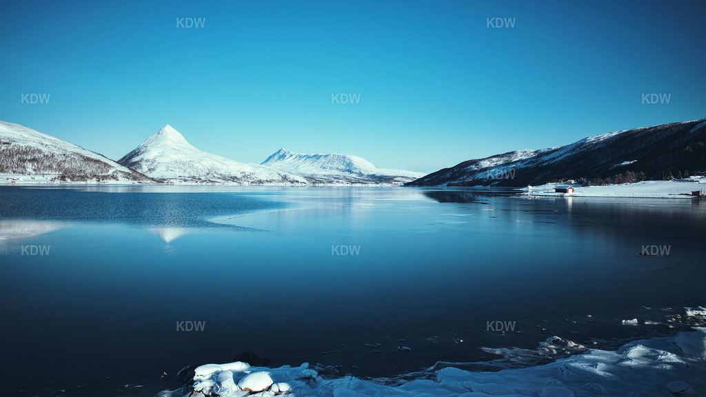 _R000512 | Achtsame und abstrakte Bilder - monochrome Fotografien und Digital ART in Farbe, hole deinen persönlichen Kunstdruck nach Hause. Fotografien direkt vom Erzeuger. Achte auf meine Sonder-Editionen und Rabatt Aktionen im Shop. - Realisiert mit Pictrs.com