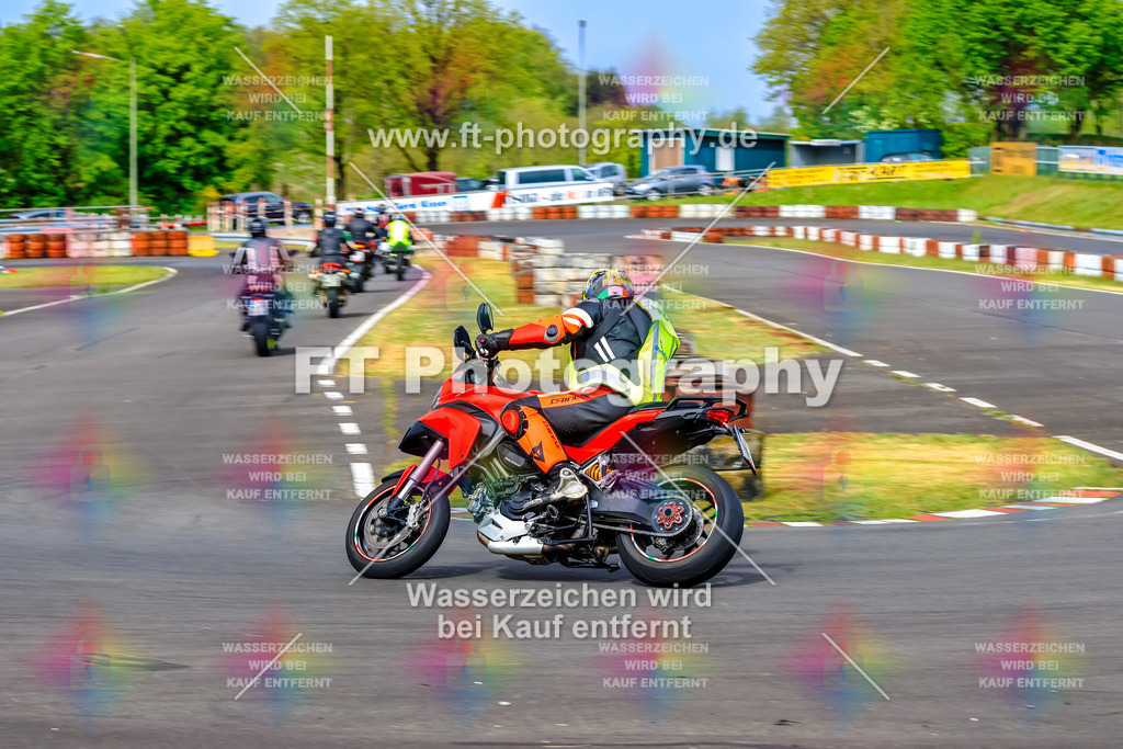 _OTO3382 | Hier findet Ihr Bilder von Touristenfahrten auf der Nürburgring Nordschleife oder von anderen Veranstaltungen die ich besucht habe. Viel Spass beim Durch Schauen 