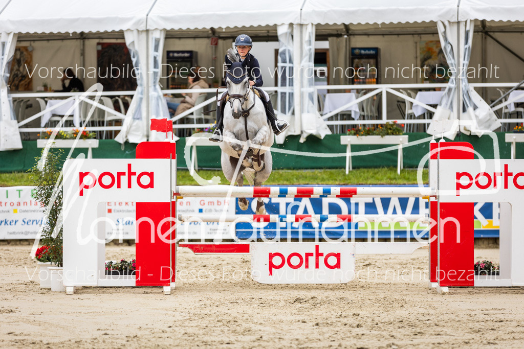 BHO-2PhSpr-M-5-2082 | MomenTaufnahmen Pferdesportfotos