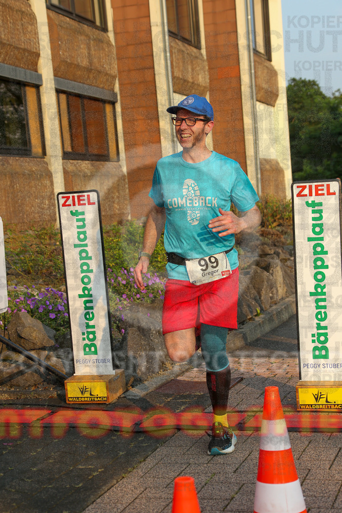 240802_1932_EX1_6547 | Sportfotografie im Rhein-Sieg Kreis, Köln, Bonn, NRW, Rheinland Pfalz, Hessen, etc. Unser Tätigkeitsfeld umfasst den Laufsport vom Volkslauf über den Marathon, Duathlon, Triathon bis zum Ultralauf wie Kölnpfad Ultra oder Schindertrail.