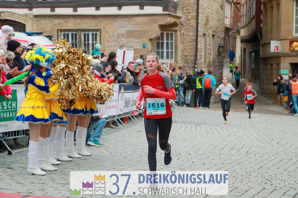 Stadtwerke Jugendlauf 1700m | 3 Koenigslauf 2023 - Realisiert mit Pictrs.com