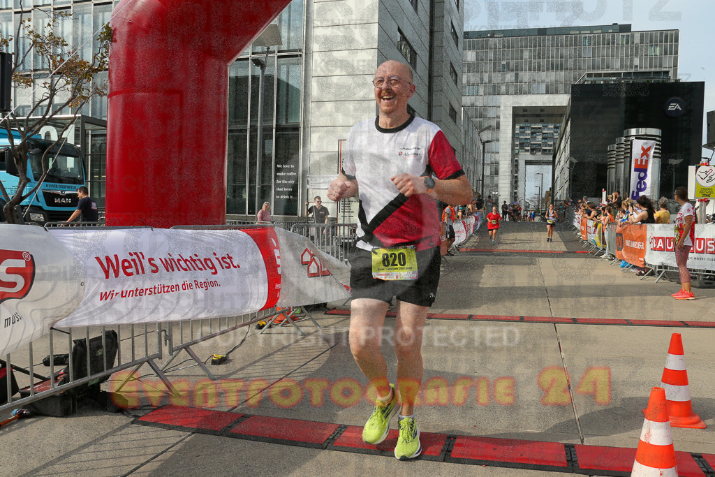 250920_1531_EX1_9845 | Sportfotografie im Rhein-Sieg Kreis, Köln, Bonn, NRW, Rheinland Pfalz, Hessen, etc. Unser Tätigkeitsfeld umfasst den Laufsport vom Volkslauf über den Marathon, Duathlon, Triathon bis zum Ultralauf wie Kölnpfad Ultra oder Schindertrail.