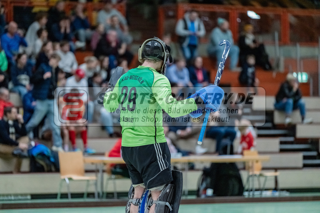 HK_20231216_107451 | 1. Bundesliga Herren  Crefelder HTC - Blau Weiß Köln am 16.12.2023 Sporthalle Glockenspitz, Krefeld , Julian Wälzholz ( Blau Weiß Köln #29 )