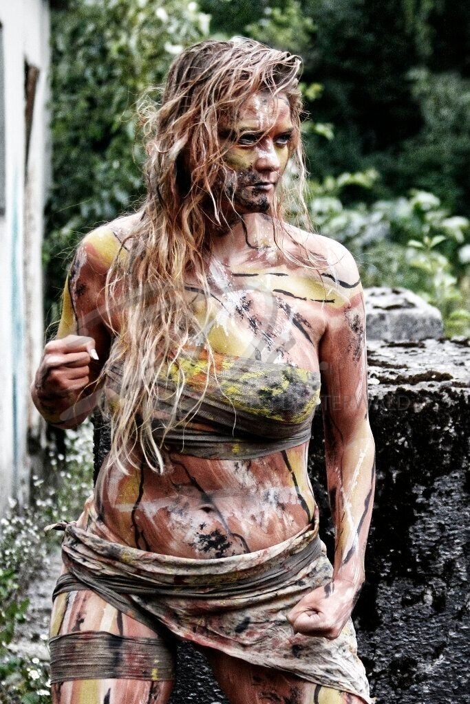 Bodypainting-GRAVELWORKS_9985b3 | #001 | Modell: Daniela | Foto: Tschiponnique Skupin - Realisiert mit Pictrs.com