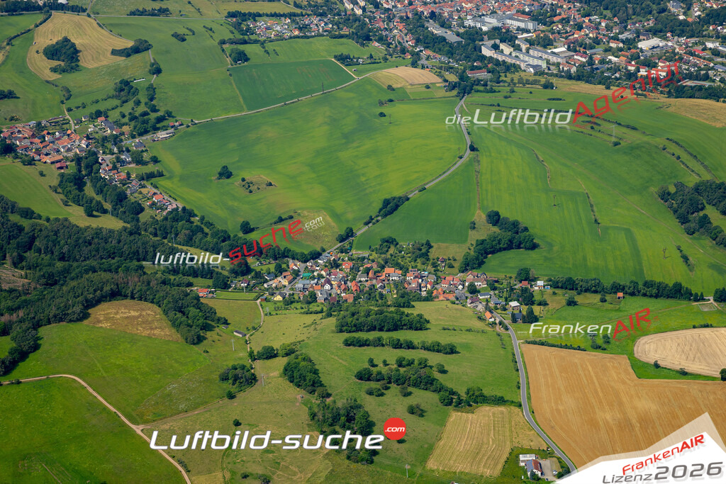 Das Luftbild zeigt : Lichta Königsee - Die Luftaufnahme wurde 2024 vom UL-Flugzeug aus erstellt ( keine Drohne ) - Hochauflösende Luftaufnahme - Für grossformatige Ausdrucke geeignet. Die Geschenkidee !Mit Lizenz und Bildrechte bestellbar