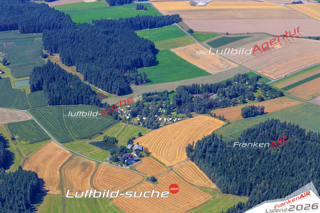 Die Luftaufnahme der Stadt Thierstein wurde vom UL-Flugzeug heraus erstellt ( keine Drohne )- hohe Auflösung für beste Qualität