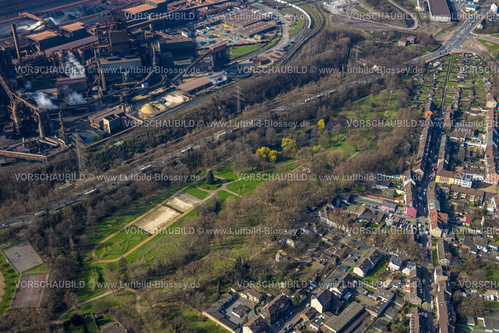 Duisburg240304511 | Luftbild, Volkspark Schwelgern (Schwelgernpark) am Thyssenkrupp Steel Europe Werk in Marxloh, Duisburg, Ruhrgebiet, Nordrhein-Westfalen, Deutschland, Duisburg-N