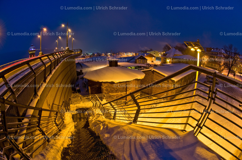 00491-1042 - Brücke | Stockfoto und Bilderpool mit Bildmaterial aus Deutschland, dem Harz, Halberstadt, Quedlinburg, Wernigerode und weltweit. Qualitativ hochwertige und professionelle Fotos anschauen und kaufen. - Realisiert mit Pictrs.com