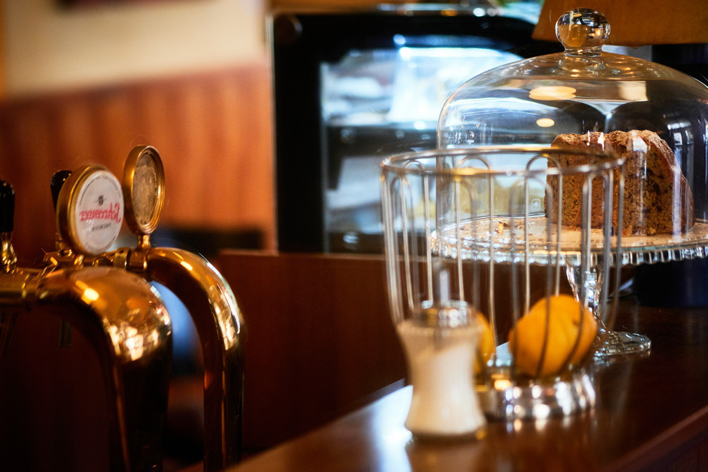 Cafe Volkstheater | WIen, Austria - February 20, 2020: Cafe Volkstheater. - Realisiert mit Pictrs.com