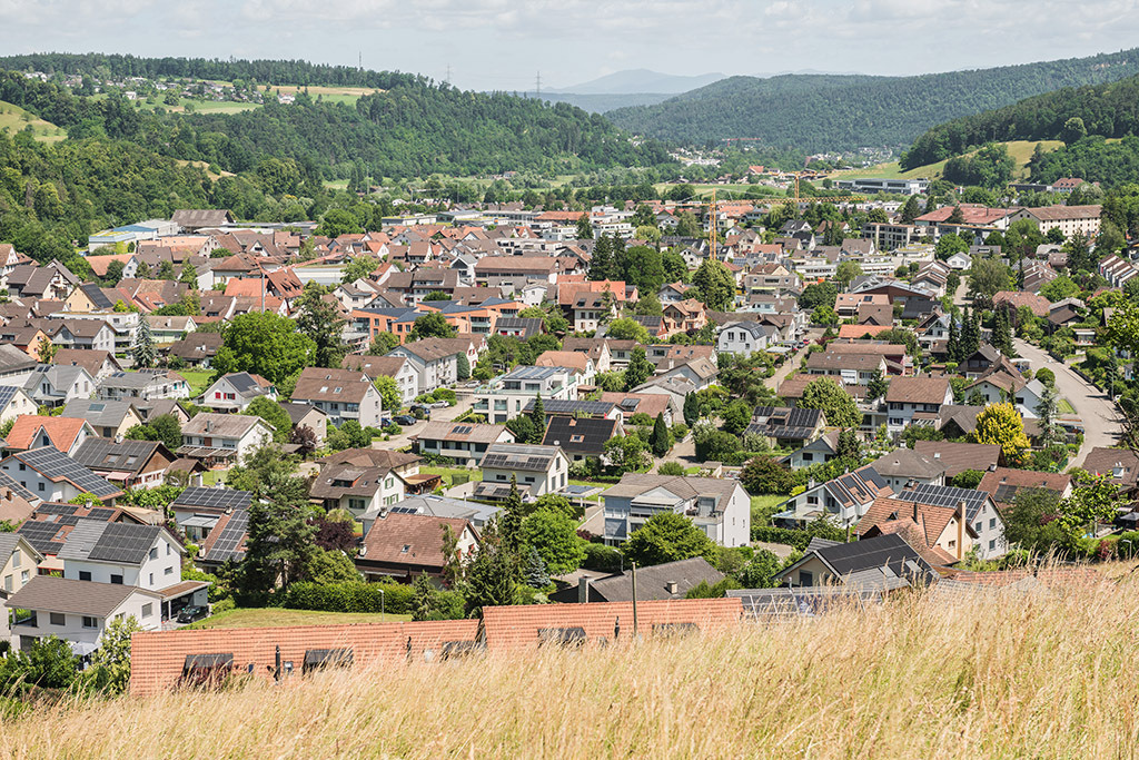 Blick aufs Dorf | in Bubendorf, Baselland, Schweiz. - Realisiert mit Pictrs.com