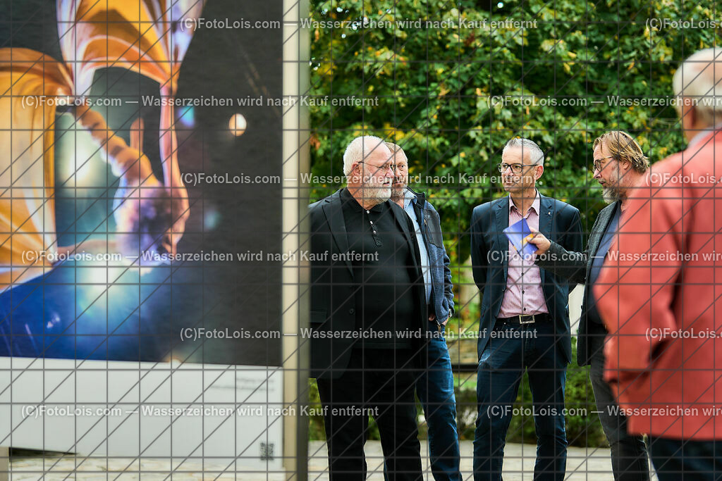 ALP9510_Menschenbilder-Ausstellung MANK_Rundgang | (C)FotoLois.com, Alois Spandl, MENSCHENBILDER-Ausstellung in der Stadtgemeinde Mank am Gelände der Pfarre und der Gemeinde, Do 12. Oktober 2023.