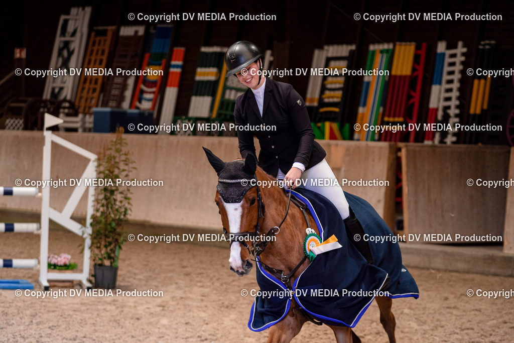 Springen Tag 1-484 | dv-media-shop - Realisiert mit Pictrs.com