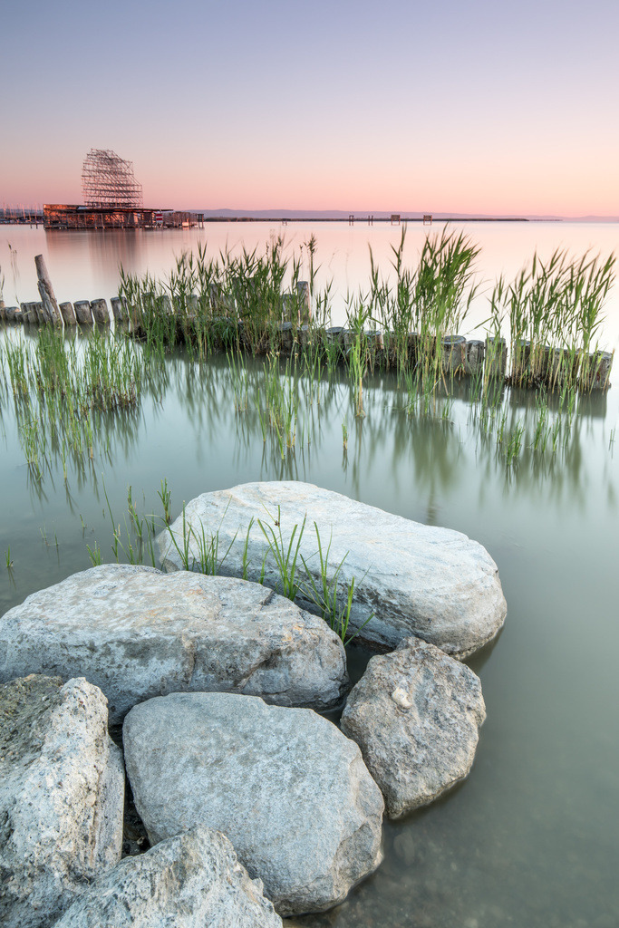 Landschaftsbilder_Landschaftsfotos_Kaufen_Wandbilder_Roman_-Huditsch-Fotografie_022_Burgenland_Neusiedler See | Exklusiver Webshop für hochwertige Landschaftsfotos aus Kärnten, Österreich und der ganzen Welt.
Landschaftsfotos auf Leinwand, Acrylglas, Aludibond
Wandbilder online kaufen, fürs Zuhause oder als Geschenk zum Geburtstag, Weihnachten und mehr - Realisiert mit Pictrs.com