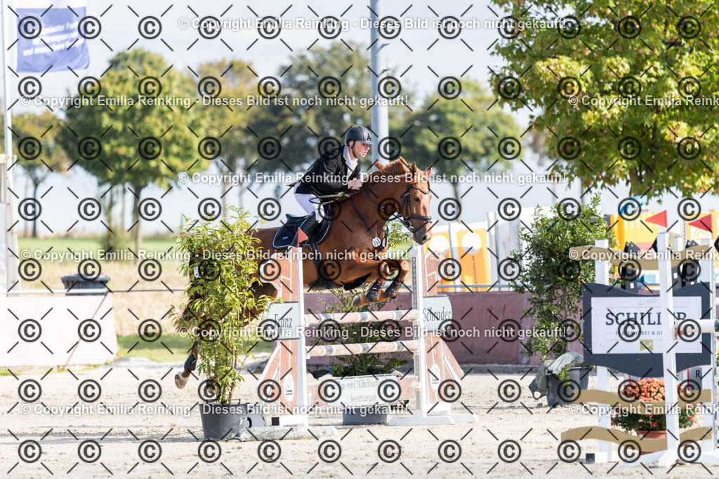 CL5A3515 | Emilia Reinking Fotografie - Realisiert mit Pictrs.com