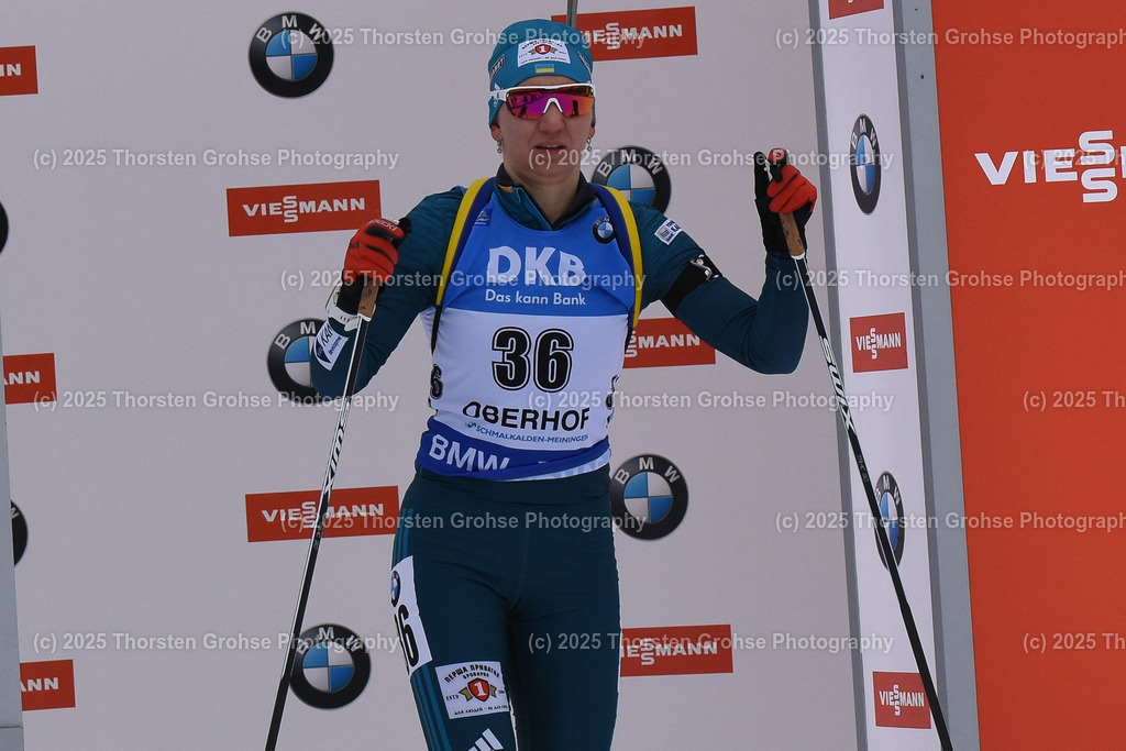 IBU WC Biathlon Oberhof 2018 | PIDHRUSHNA Olena (UKR) beim Start; IBU WC Biathlon Oberhof 2018, 7.5 km Sprint Frauen am 04.01.2018 in der DKB Ski Arena in Oberhof, (Deutschland) - Realisiert mit Pictrs.com