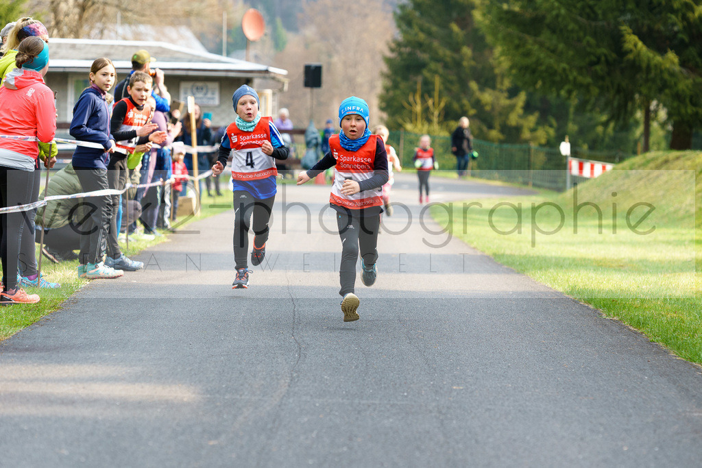 Eröffnungs-Cross Scheibe-Alsbach | werk2-photographie oder werk2 ist ein Fotograf in 98724 Neuhaus am Rennweg (Neuhaus/Rwg.) Thüringen für Eventfotografie, Hochzeiten, Sportereignisse oder Sportevents und ist auch mal für den FineArt-Print unterwegs auf der Suche nach dem besten Licht.