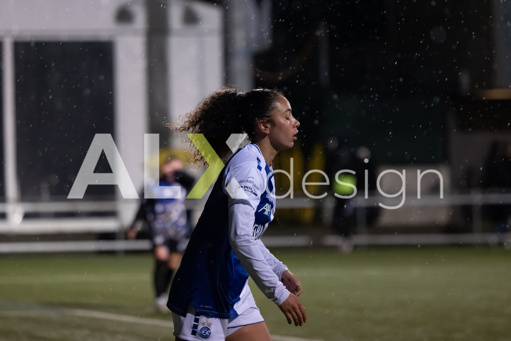 Fußball I Frauen I Saison 2025-2026 I AXA Women's Super League | Women I 14. Spieltag I Grasshoppers Club Zürich - FC Zürich I 14.02.2026 | Hochwertige Sportfotos kaufen & lizenzieren für Medien, Vereine, Agenturen & Sportler:innen. Entdecke professionelle Sportfotografie im Bildshop von Alexander Franzen. - Realisiert mit Pictrs.com