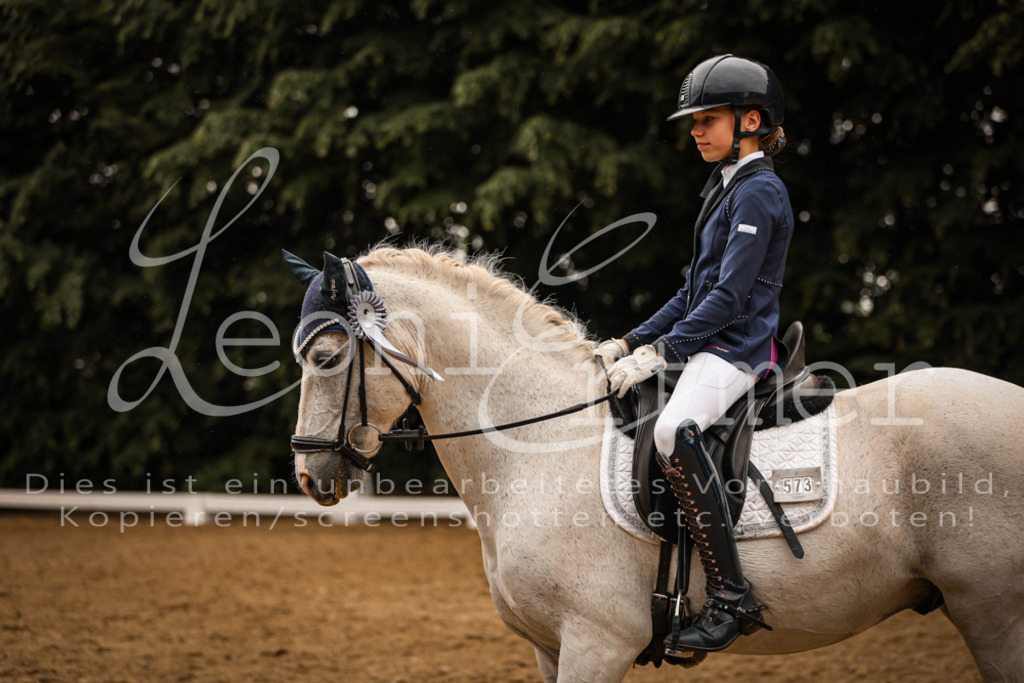 DoDrA200386 | Leoni Ertmer Photography - Realisiert mit Pictrs.com