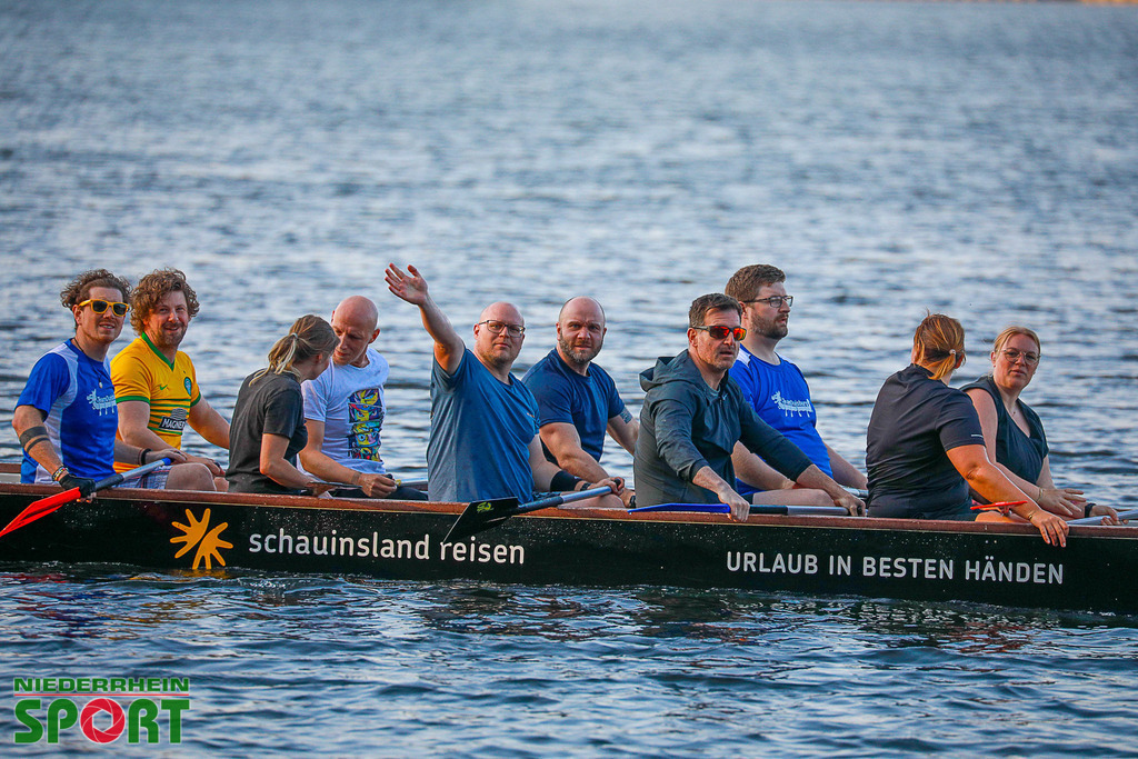 Drachenboot-Training_Wedau110625_027 | Bildergalerie von Sport-Ereignissen aber auch von weiteren spannenden Dingen - nicht nur vom Niederrhein. In Anlehnung an den bekannten Spruch von Hanns Dieter Hüsch heißt das Motto: "Niederrhein ist überall".  - Realisiert mit Pictrs.com