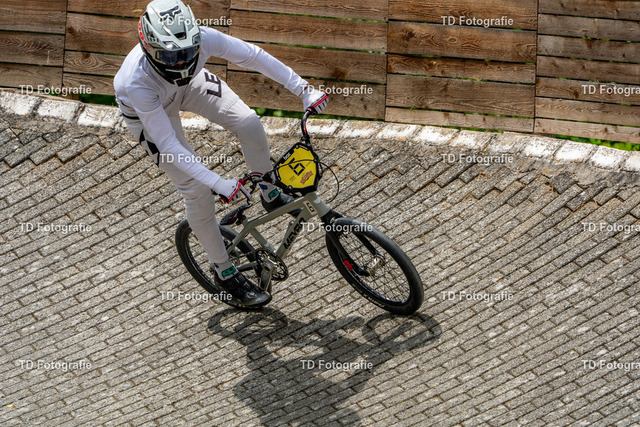 BayBMX2026-05887 | Fotogalerie von Thomas Dettweiler mit Eventbildern und lizenzfreien Fotos. Perfekt als Wandbild, für Büro, Website oder private Nutzung. - Realisiert mit Pictrs.com