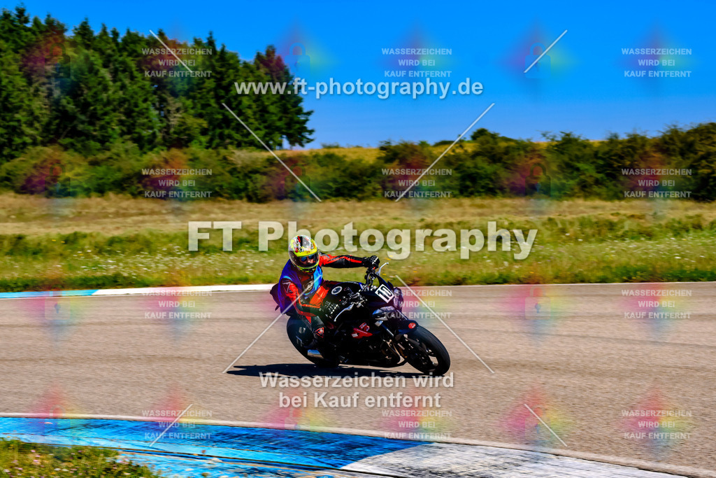 010-2969 | Hier findet Ihr Bilder von Touristenfahrten auf der Nürburgring Nordschleife oder von anderen Veranstaltungen die ich besucht habe. Viel Spass beim Durch Schauen 