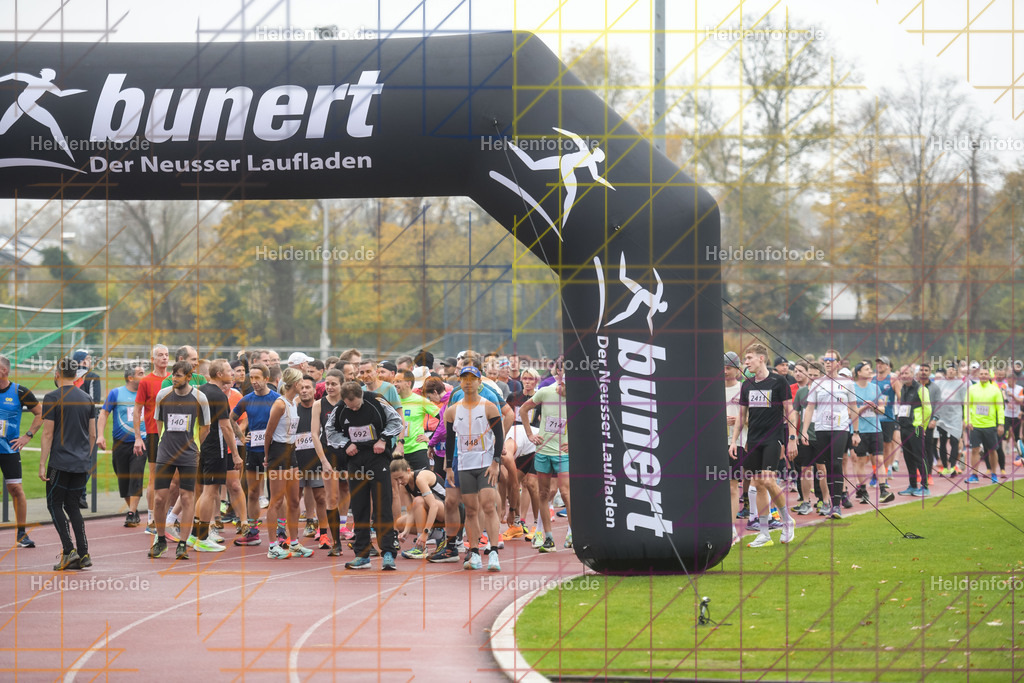 Neusser Erftlauf 2025  | 15km Neusser Erftlauf 2025 Foto: Heldenfoto.de