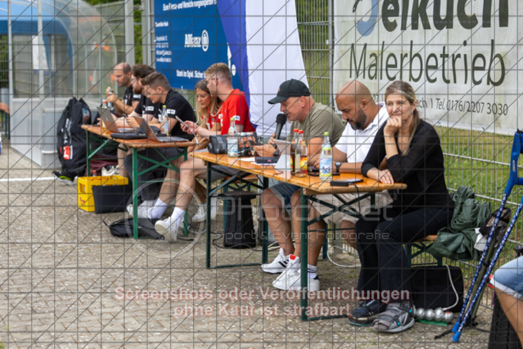20250706_152218_0497 | #,TSG Salach (blau) vs. 1.FC Heidenheim (rot), Fußball, Freundschaftsspiel - WfV, Saison 2025/2026, Rasensportplatz, Staufenecker Str. 41, 73084 Salach, 06.07.2025 - 15:30 Uhr,Foto: PhotoPeet-Sportfotografie/Peter Harich