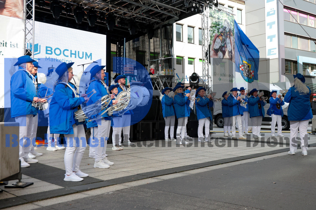 Maiabendfest 2024 {date} -  | {headline}



(Foto: Sebastian Sendlak / BOND)

 - Realisiert mit Pictrs.com