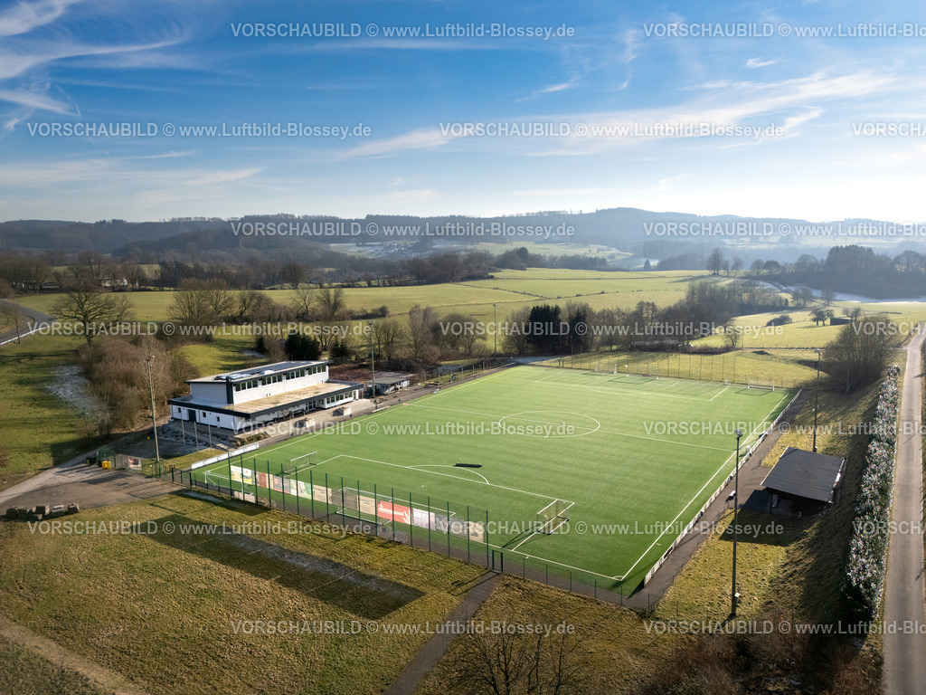 Finnentrop2502600071SportzentrumKoltermecke | Luftbild, Neues Sportzentrum Koltermecke, Sportplatz, Tennisplatz, Dreifachhalle, Sporthalle, Schönholthausen, Finnentrop, Sauerland, Nordrhein-Westfalen, Deutschland