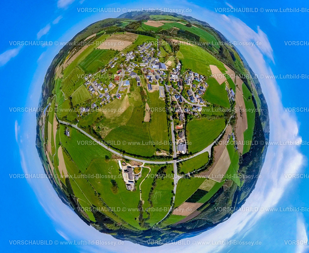 Schmallenberg240590292Westernboedefeld | Luftbild, Wohngebiet Ortsansicht Ortsteil Westernbödefeld umgeben von Wiesen und Feldern, Erdkugel, Fisheye Aufnahme, Fischaugen Aufnahme, 360 Grad Aufnahme, tiny world, little planet, fisheye Bild, Bödefeld, Schmallenberg, Sauerland, Nordrhein-Westfalen, Deutschland