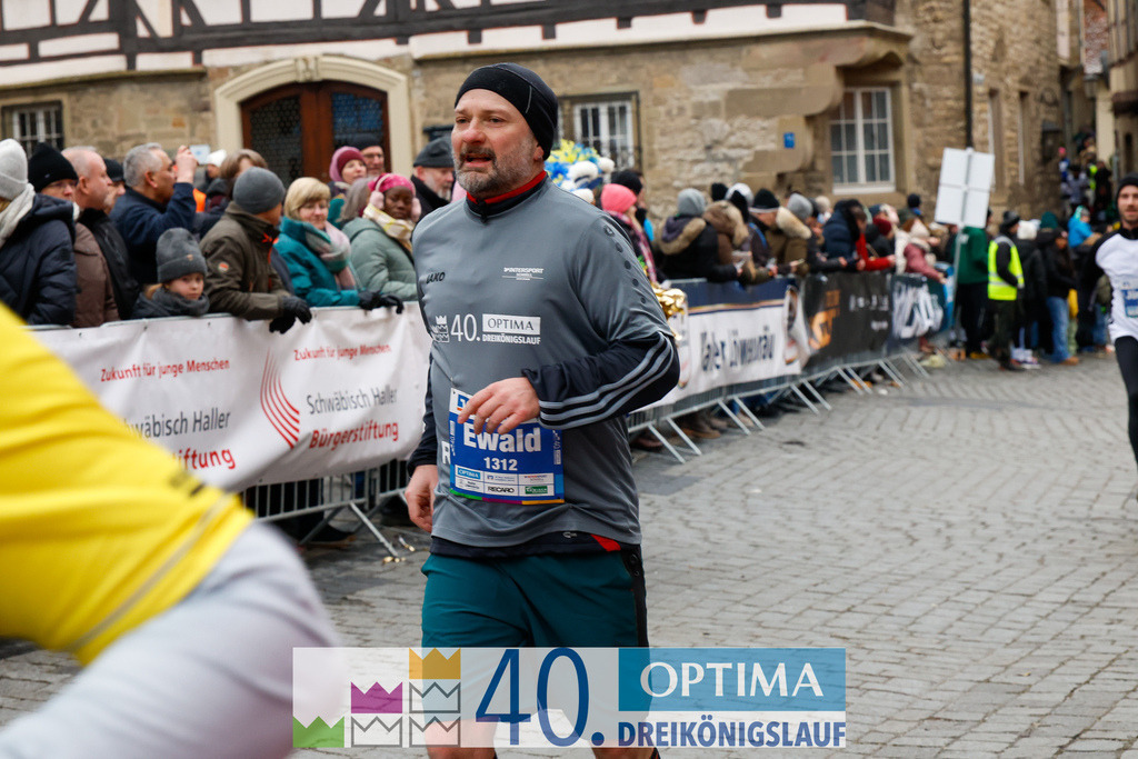 VR Bank Hauptlauf 10km | 40. Optima 3koenigslauf 2026 - Realisiert mit Pictrs.com