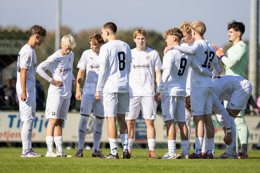 20251003_Picselweb-Fotografie_1R3_0308 | DFB Pokal 2. Runde, JFV A/O/B/H/H - SV Stuttgarter Kickers, Foto: Jörg Struwe - picselweb.de - Realisiert mit Pictrs.com