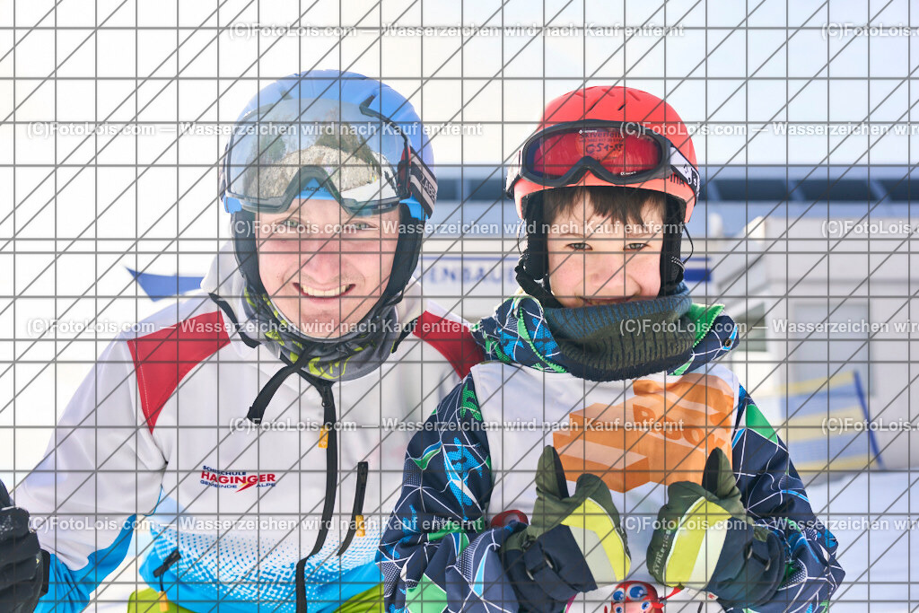 ALP0151_SchiSchule Haginger_Semesterkurs-Gruppe | Skikurs der Schischule Haginger in Mitterbach auf der Gemeindealm, Fr 7. Februar 2025.