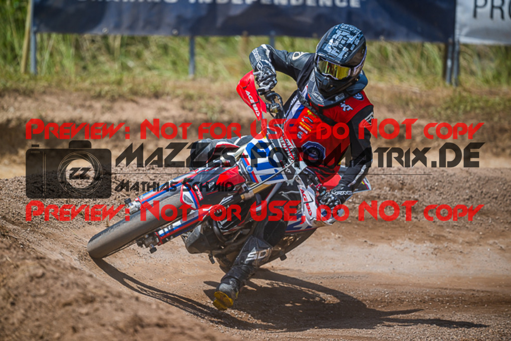 MaZZes_FotoMatrix_220619_3807 | S4