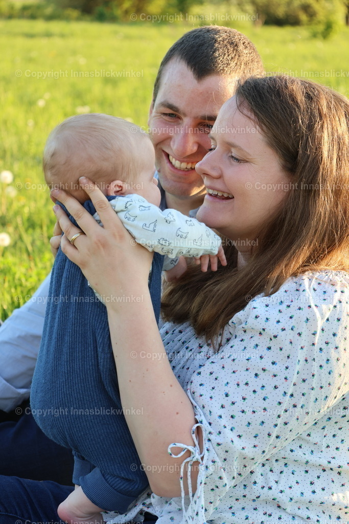 11 | Outdoor Fotografie. Kinder- Familien und Portraitfotografie. Natürliche lebendige Fotos draußen an einer Location deiner Wahl. 

