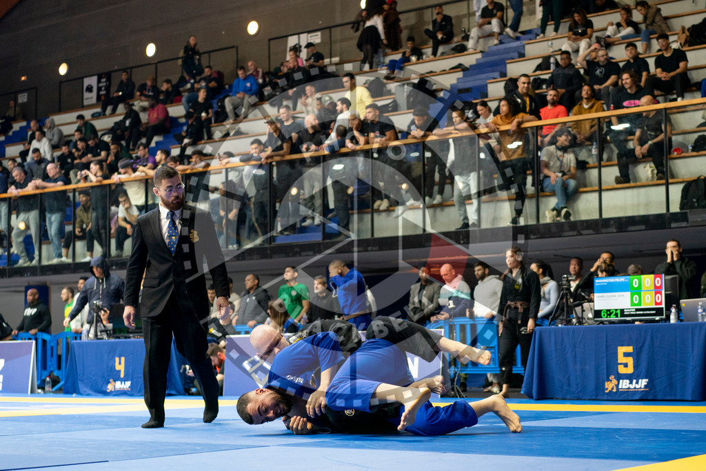 20240124PBB01561 | Fighters compete during the second day of the IBJJF European Championship in Paris, France, on January 24, 2024.